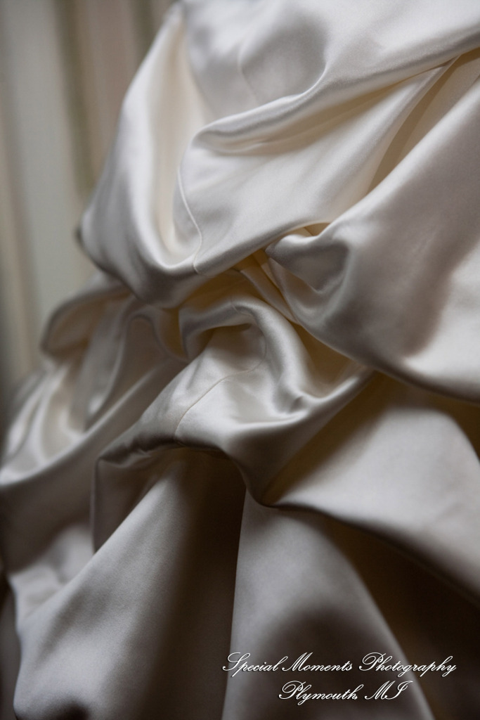 Katie & Mike at The Toledo Club Toledo OH wedding photograph