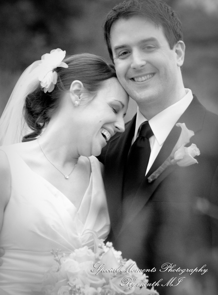 Lori & Kyle at La Piazza Mediterrano Ann Arbor MI wedding photograph