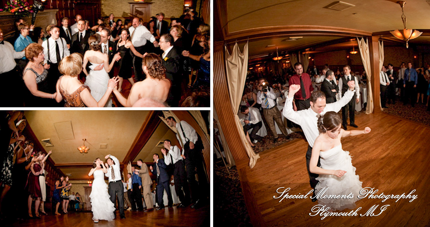 Sarah & Edward at Gem Theatre Detroit MI wedding photograph