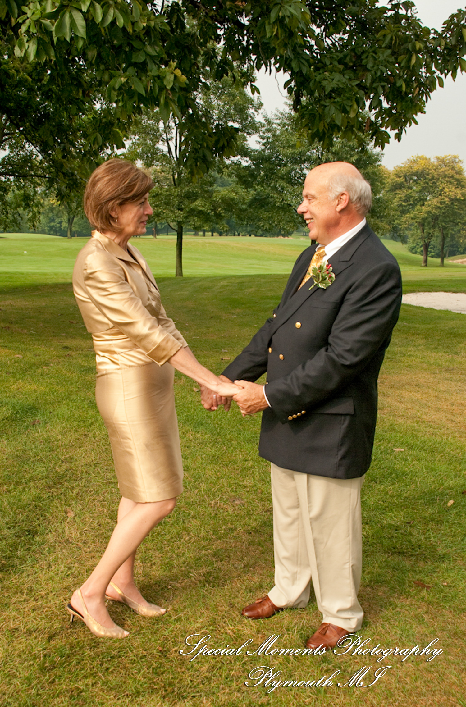 Carol & Bob at Barton Hills Country Club Ann Arbor MI wedding photography