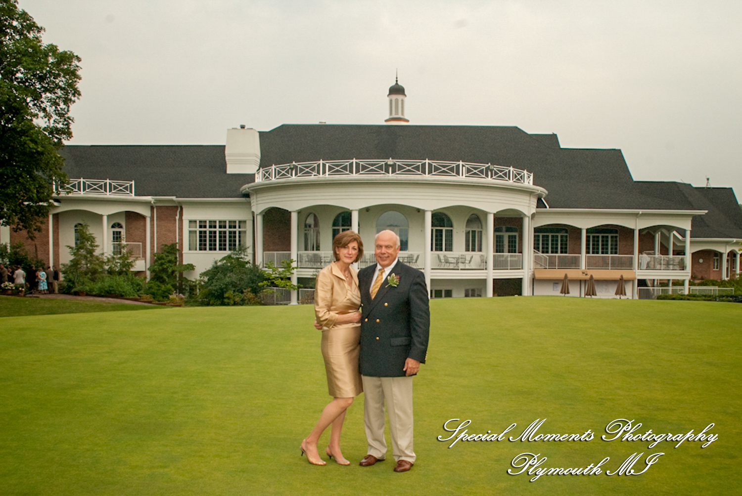 Carol & Bob at Barton Hills Country Club Ann Arbor MI wedding photography