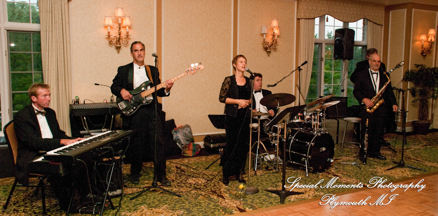 Carol & Bob at Barton Hills Country Club Ann Arbor MI wedding photography