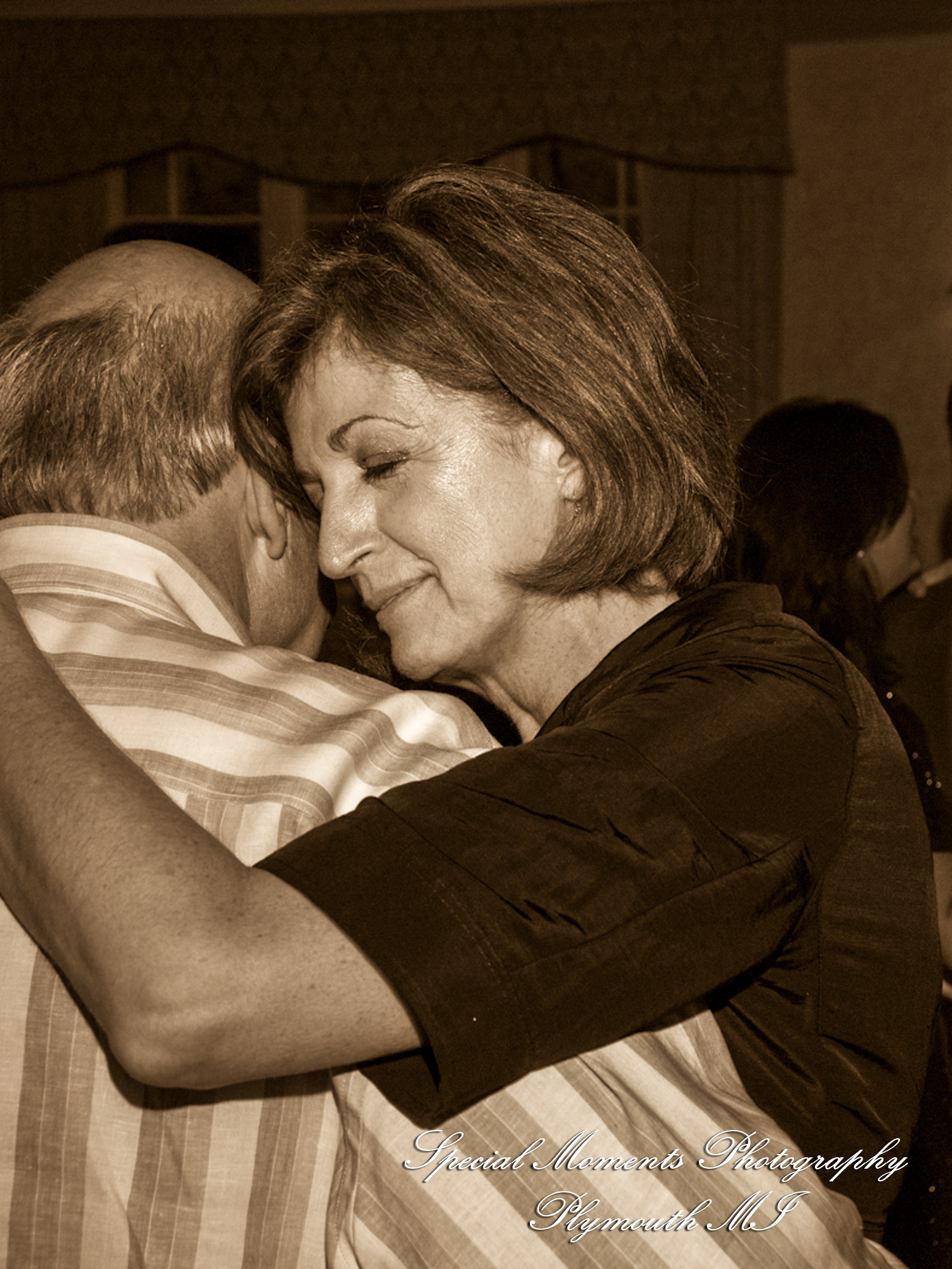 Carol & Bob at Barton Hills Country Club Ann Arbor MI wedding photography