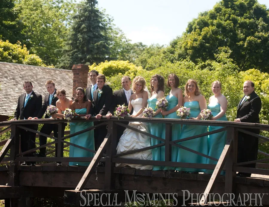 Mill Race Park Northville MI wedding photograph