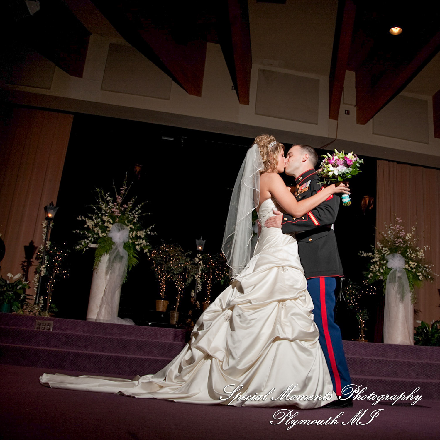 Kim & Mark at Calvary Baptist Church Canton MI wedding photograph
