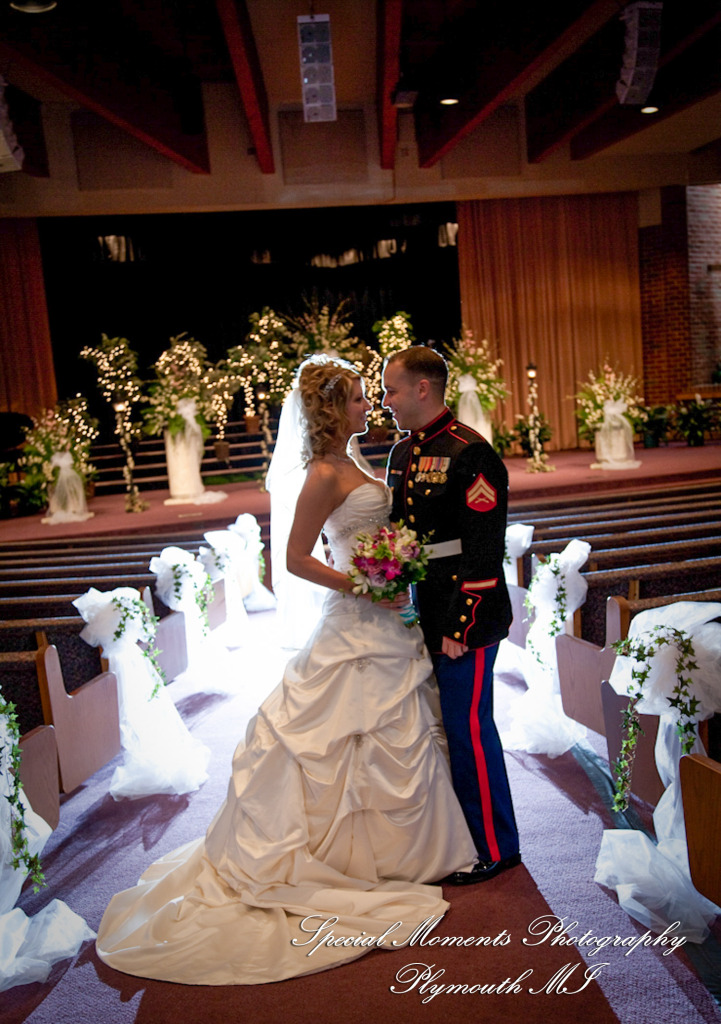 Kim & Mark at Calvary Baptist Church Canton MI wedding photograph