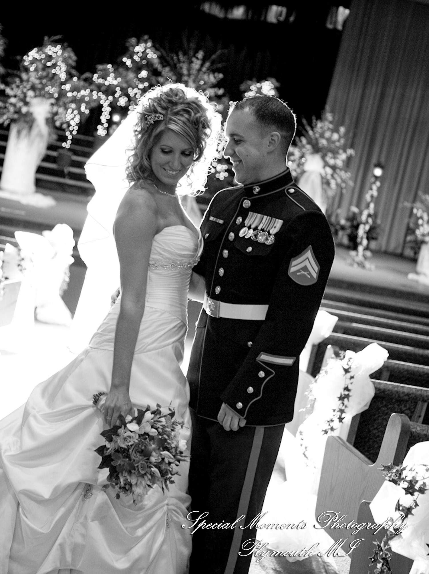 Kim & Mark at Calvary Baptist Church Canton MI wedding photograph