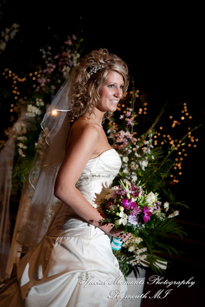 Kim & Mark at Calvary Baptist Church Canton MI wedding photograph