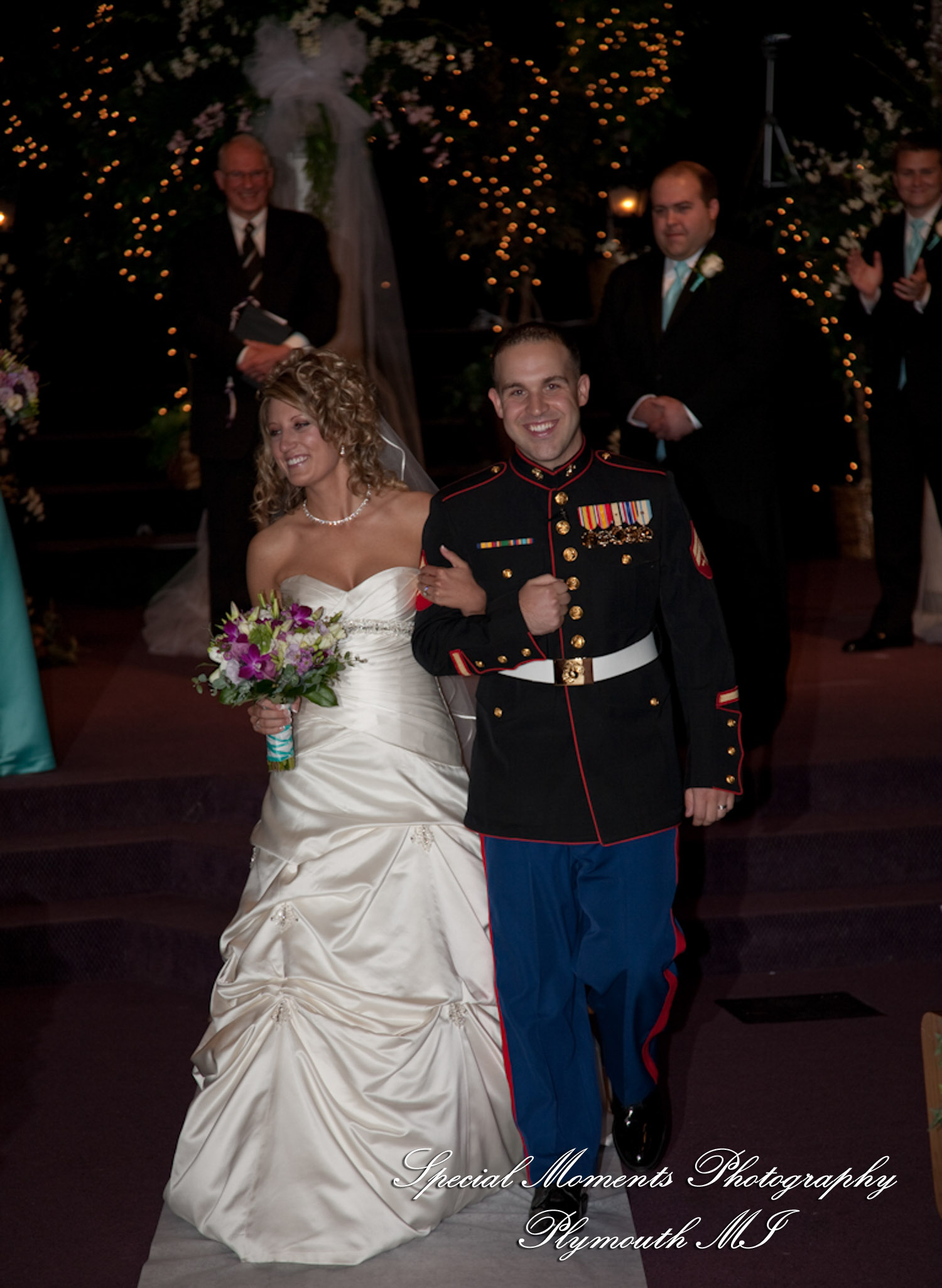 Kim & Mark at Calvary Baptist Church Canton MI wedding photograph