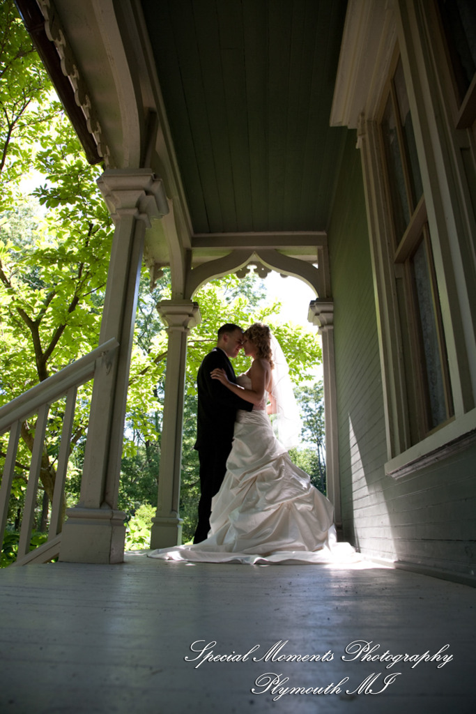 Kim & Mark at Burton Manor Livonia MI wedding photograph