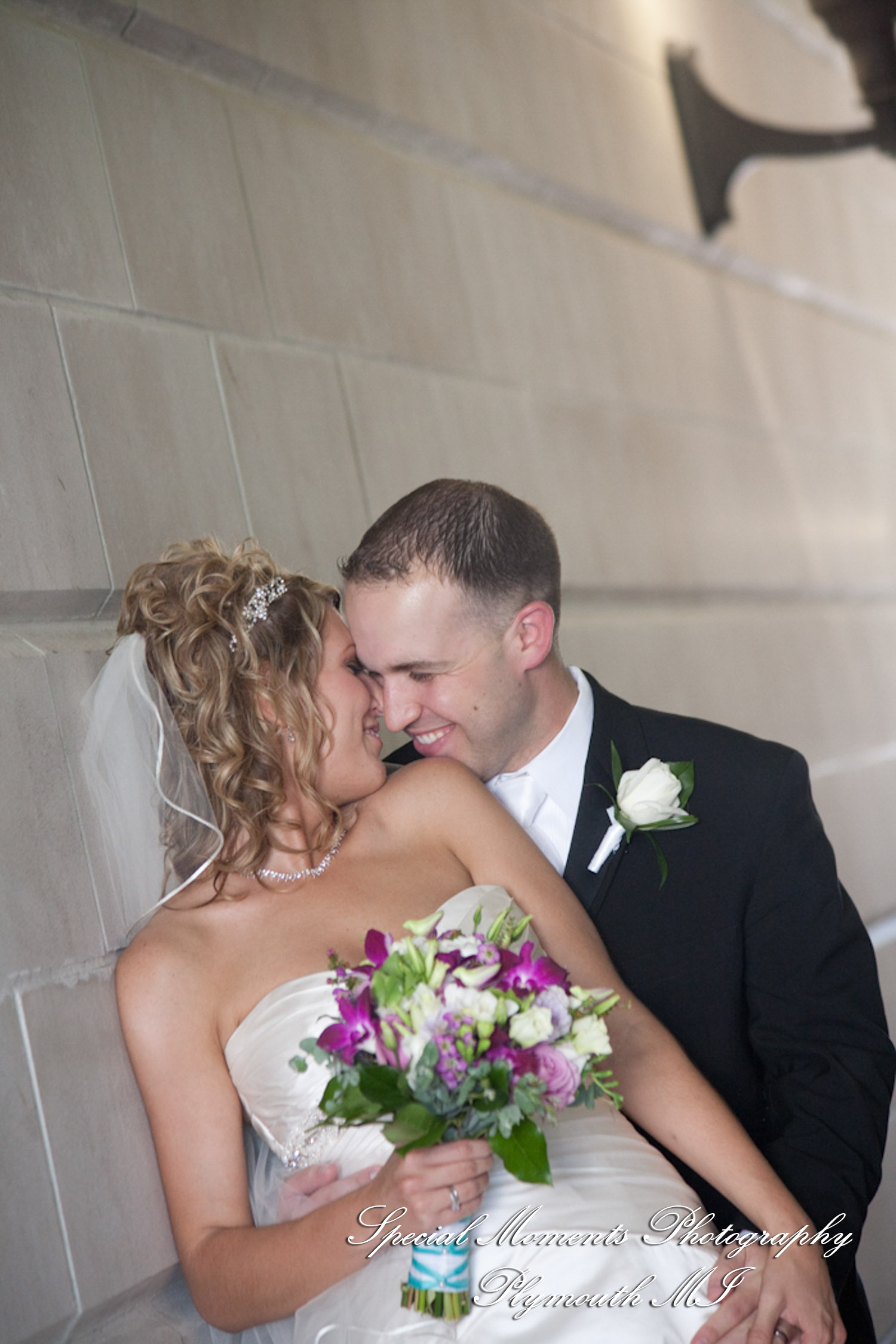 Kim & Mark at Kellogg Park Plymouth MI wedding photograph