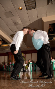 Kim & Mark at Burton Manor Livonia MI wedding photograph