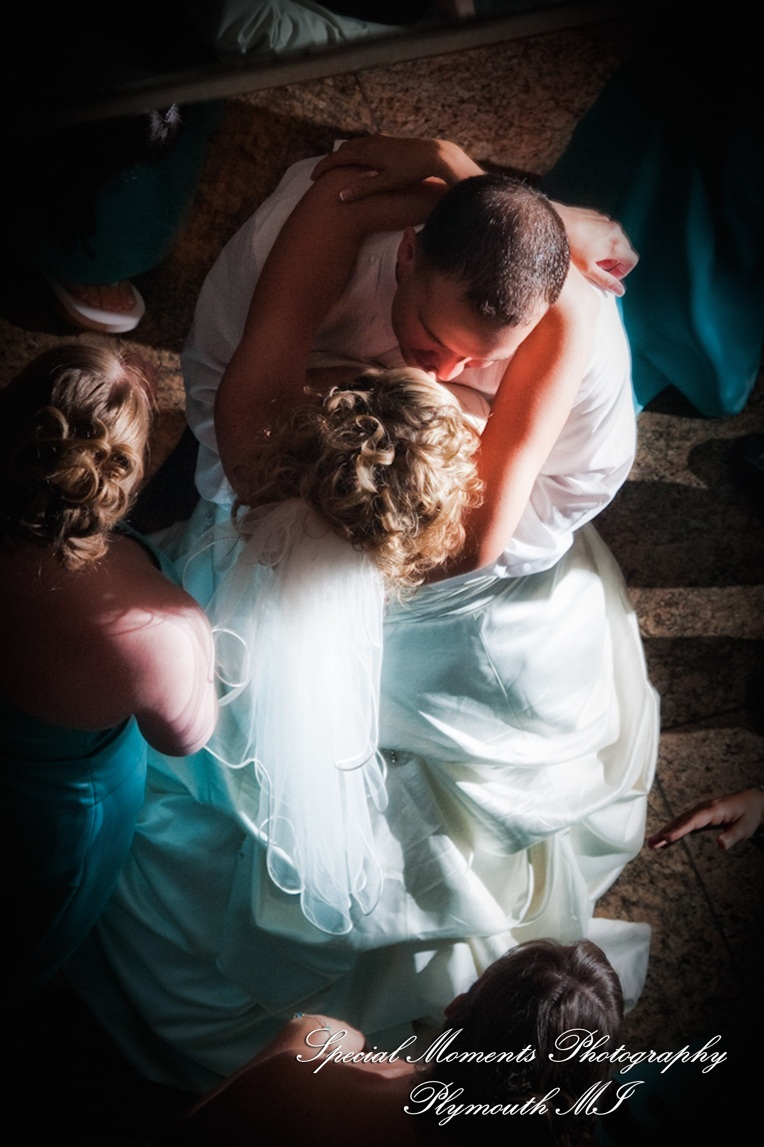 Kim & Mark at Burton Manor Livonia MI wedding photograph