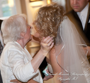 Kim & Mark at Burton Manor Livonia MI wedding photograph