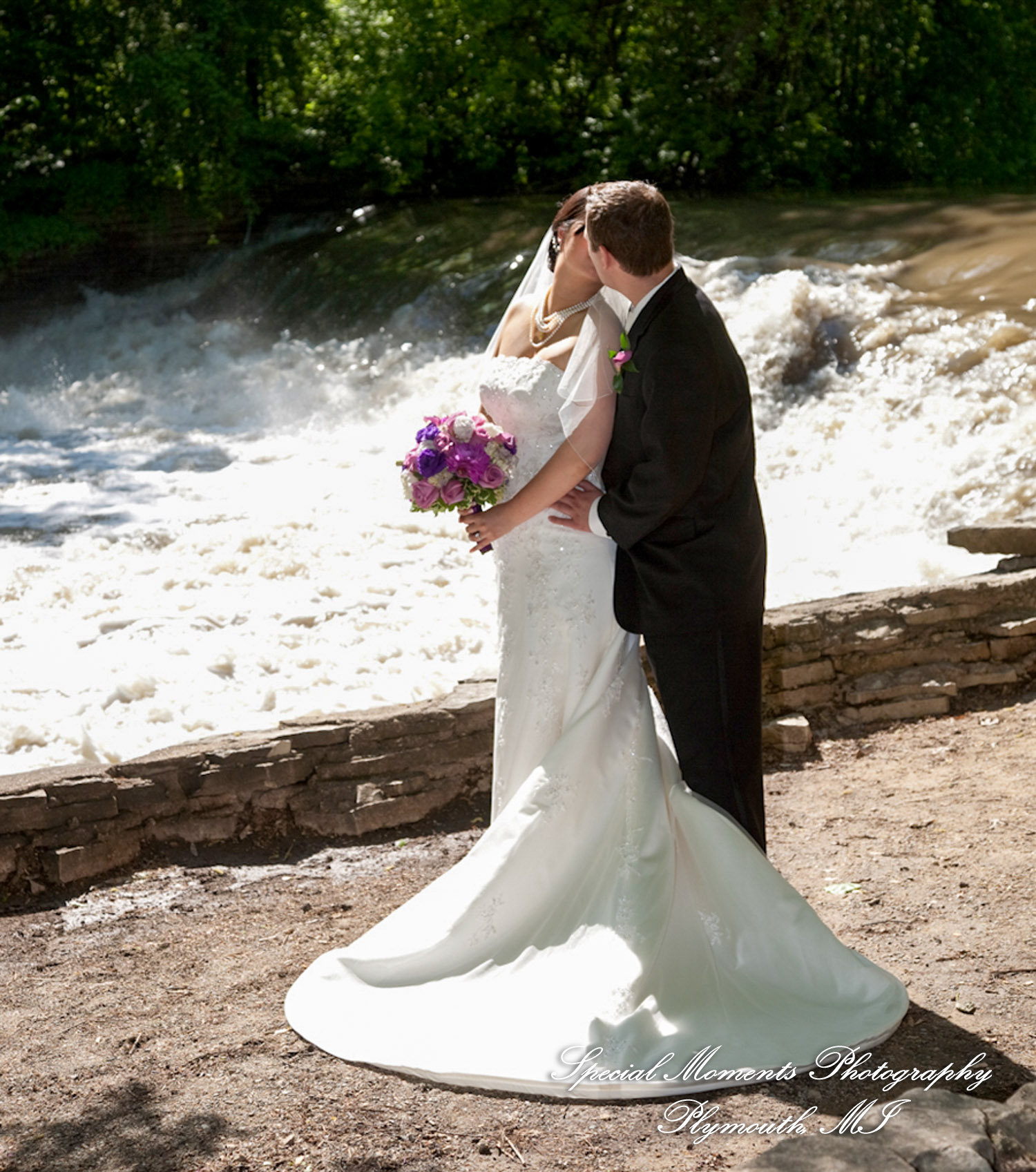 Joyce & Mike at Henry Ford Estate Dearborn MI wedding photograph