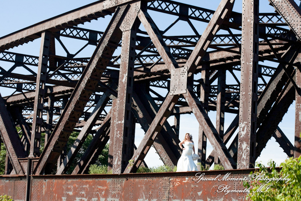 Nicole & Duston Trash The Dress Downtown Detroit MI wedding photograph