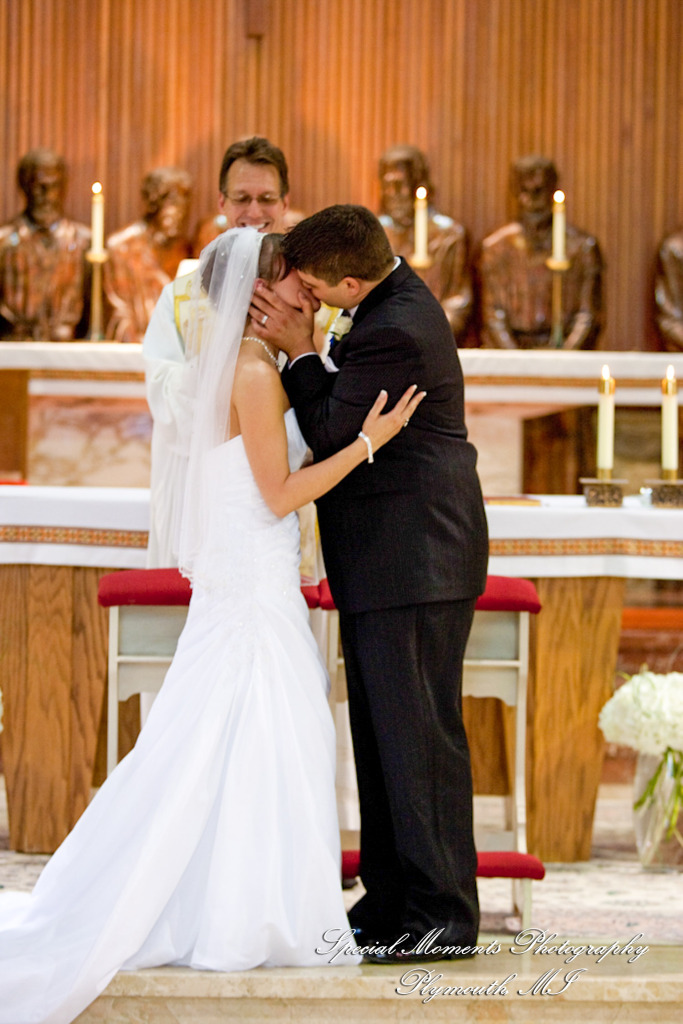 Lauren & Octavian Our Lady of Orchard Lake Archdiocesan Shrine of St. John Paul II West Bloomfield MI wedding photograph