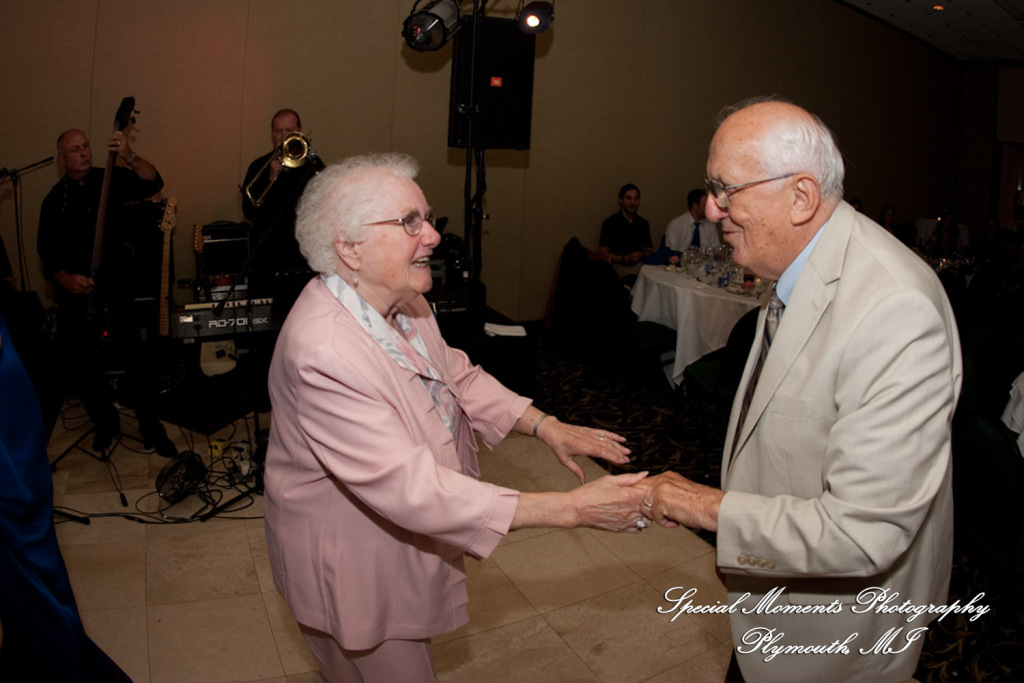 Lauren & Octavian Italian American Club Livonia MI wedding photograph