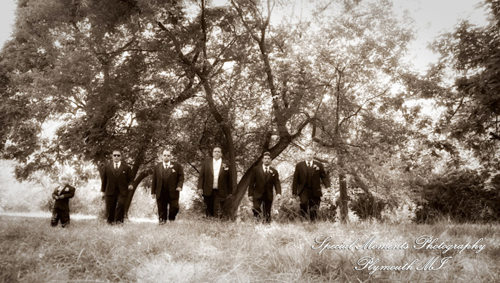 Jessica & Mike at St. Thomas a'Becket Catholic Church Canton MI wedding photograph