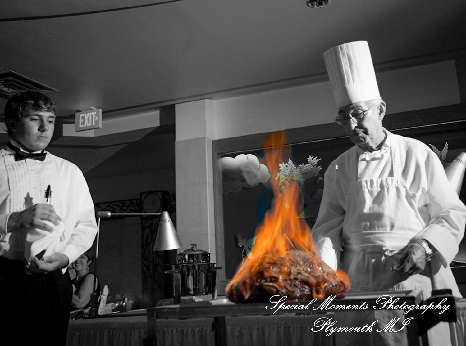 Jessica & Mike at Arnaldo's Banquet Hall Riverview MI wedding photograph