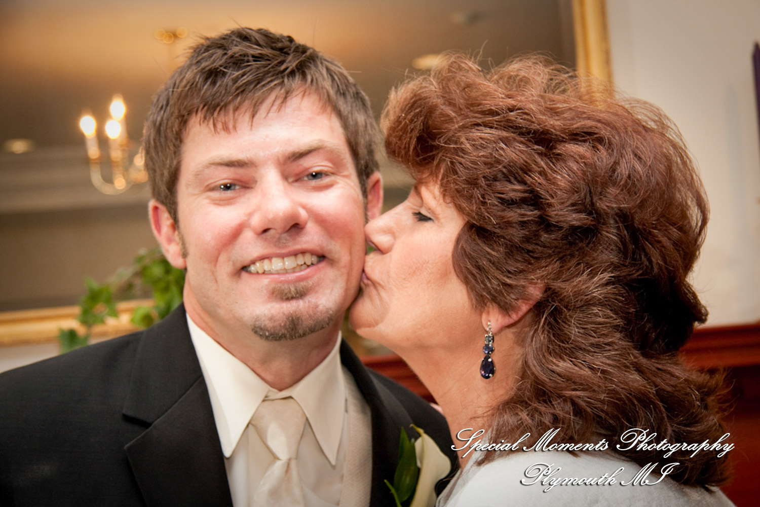 Alexandra & Sean at Zion Lutheran Church Ann Arbor MI wedding photography