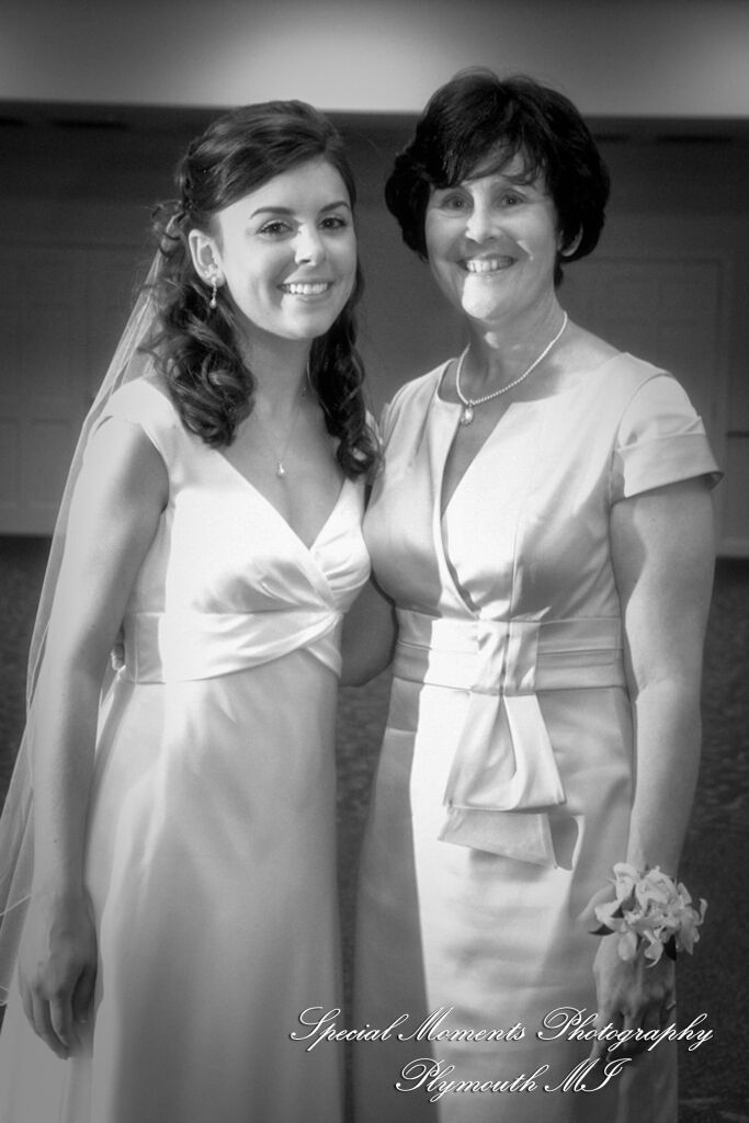 Alexandra & Sean at Zion Lutheran Church Ann Arbor MI wedding photography