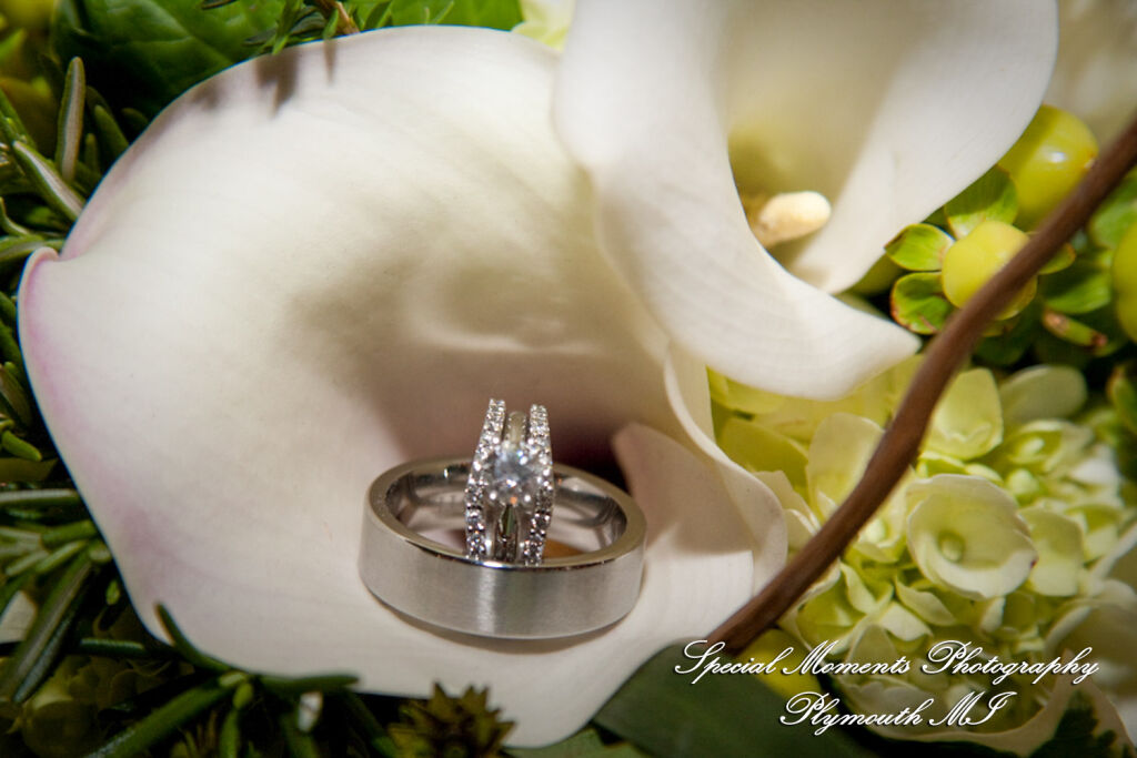 Alexandra & Sean at Polo Fields Golf & Counrty Club Ann Arbor MI wedding photography