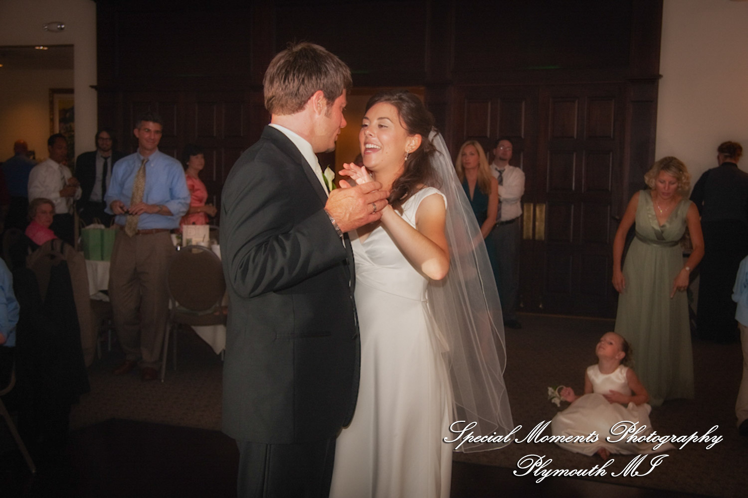 Alexandra & Sean at Polo Fields Golf & Counrty Club Ann Arbor MI wedding photography