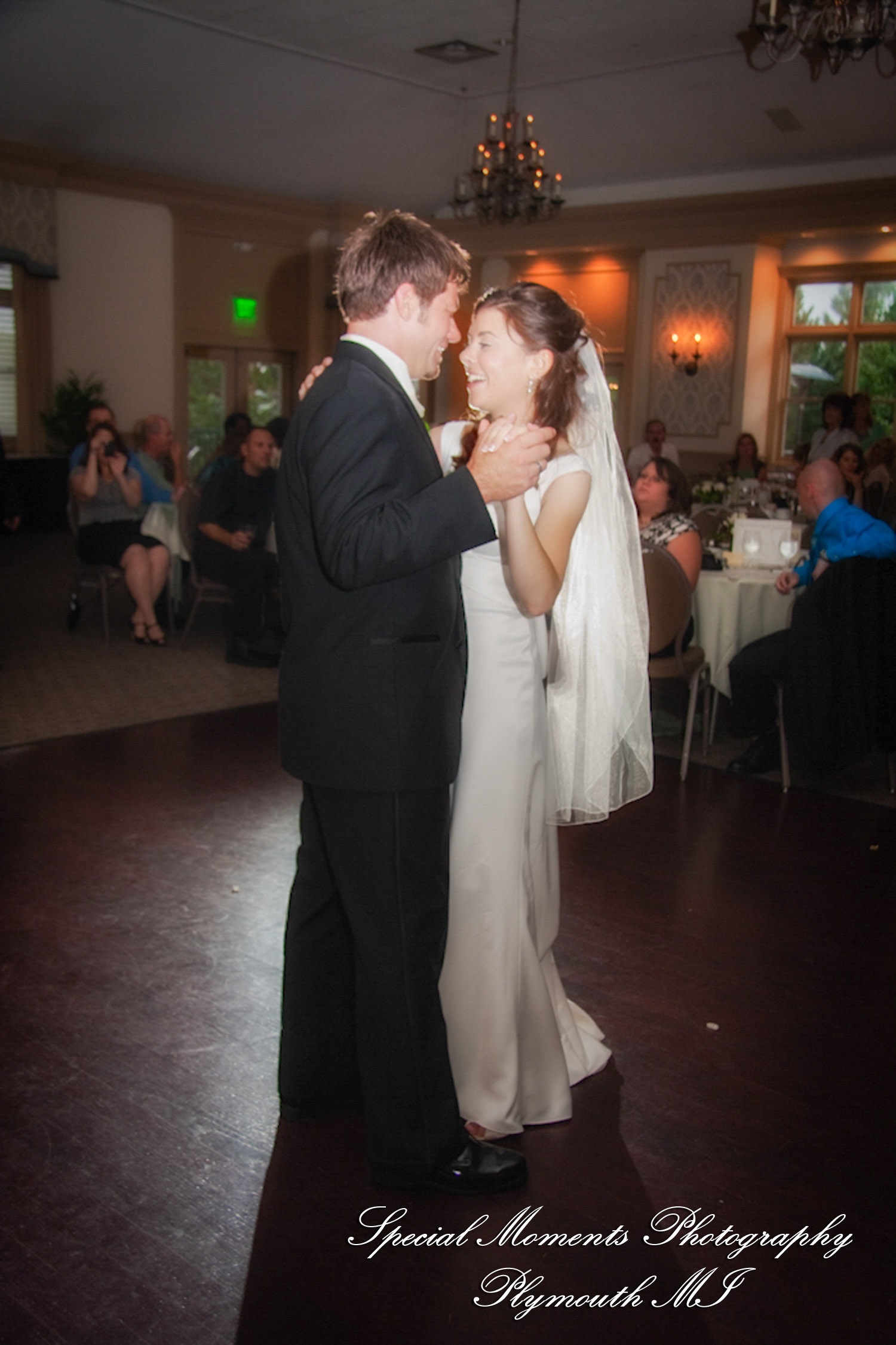 Alexandra & Sean at Polo Fields Golf & Counrty Club Ann Arbor MI wedding photography