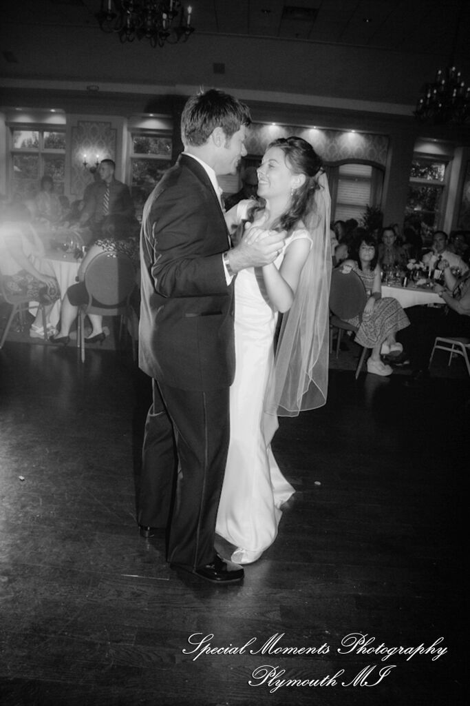 Alexandra & Sean at Polo Fields Golf & Counrty Club Ann Arbor MI wedding photography