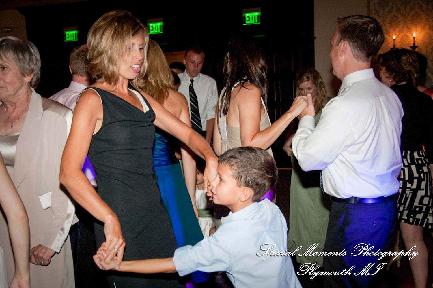 Alexandra & Sean at Polo Fields Golf & Counrty Club Ann Arbor MI wedding photography