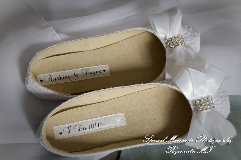 Dayna & Anthony at St. Nicholas Greek Orthodox Church Troy MI wedding photograph