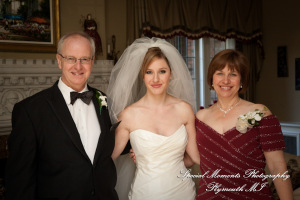 Lindsey & Jim at St. Ambrose Catholic Grosse Pointe Park MI wedding photograph
