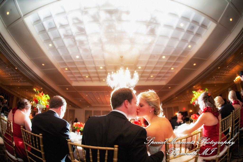 Colleen & Mike at Shenandoah Country Club West Bloomfield MI wedding photograph
