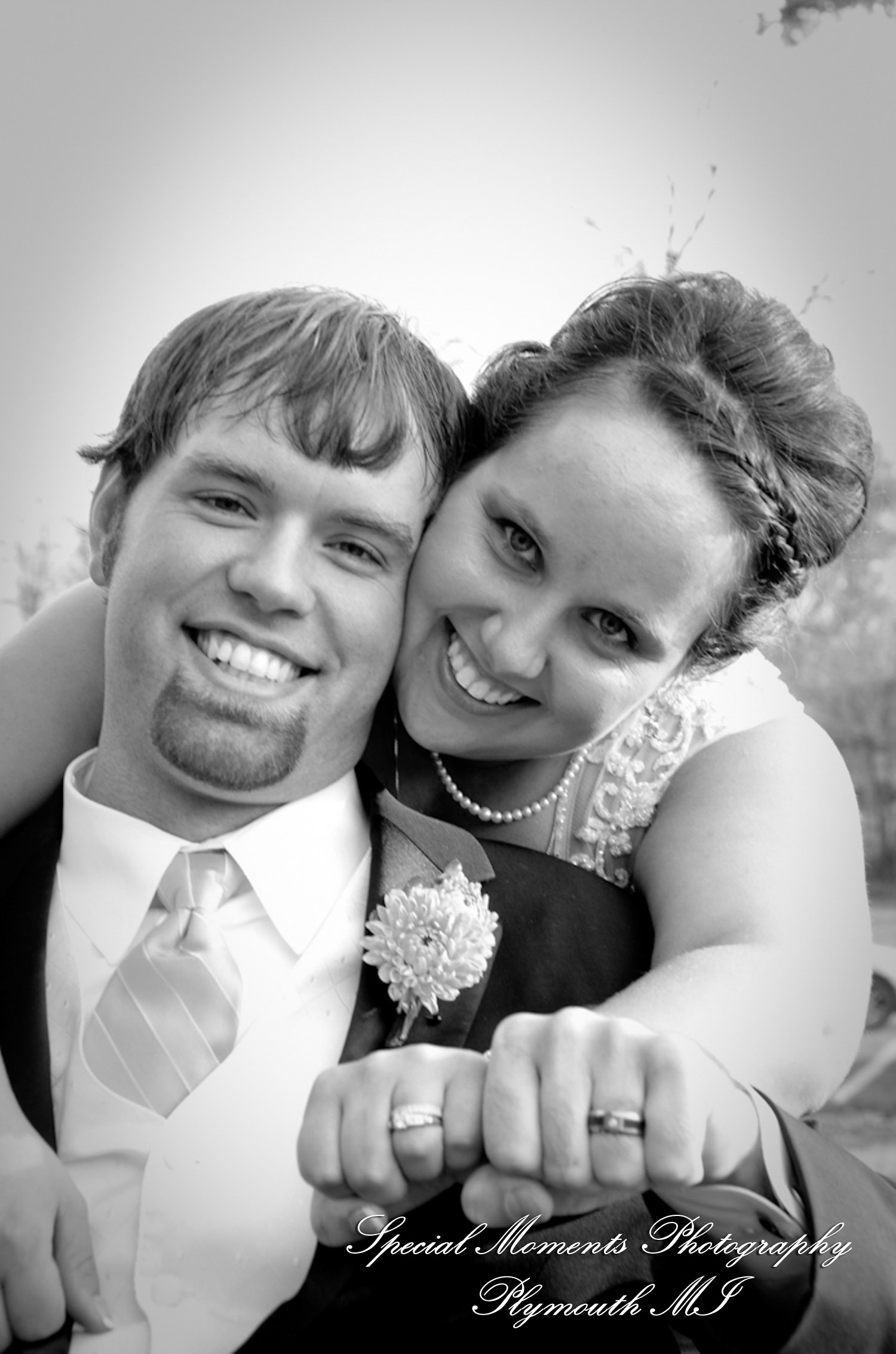 Mandie & Zachery at First United Methodist Church Chelsea MI wedding photography