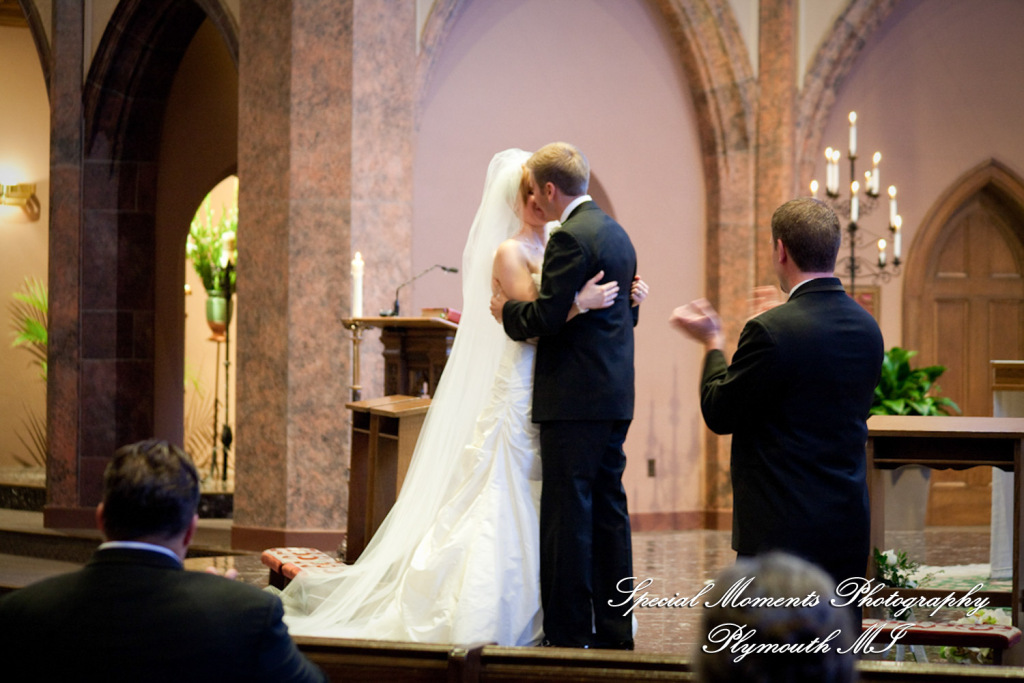 Lindsey & Jim at St. Ambrose Catholic Grosse Pointe Park MI wedding photograph