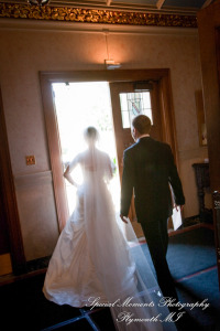 Lindsey & Jim at St. Ambrose Catholic Grosse Pointe Park MI wedding photograph