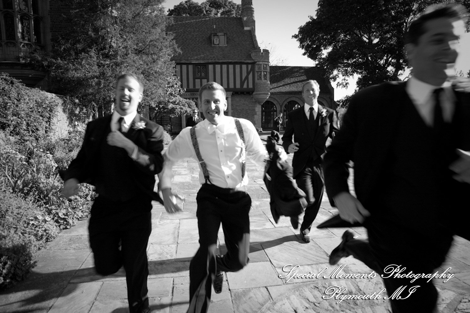 Lindsey & Jim at Meadow Brook Hall Rochester MI wedding photograph