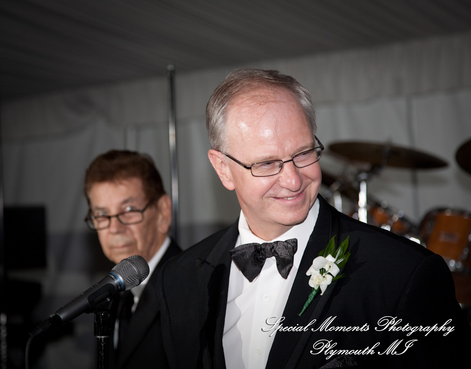 Lindsey & Jim at Meadow Brook Hall Rochester MI wedding photograph