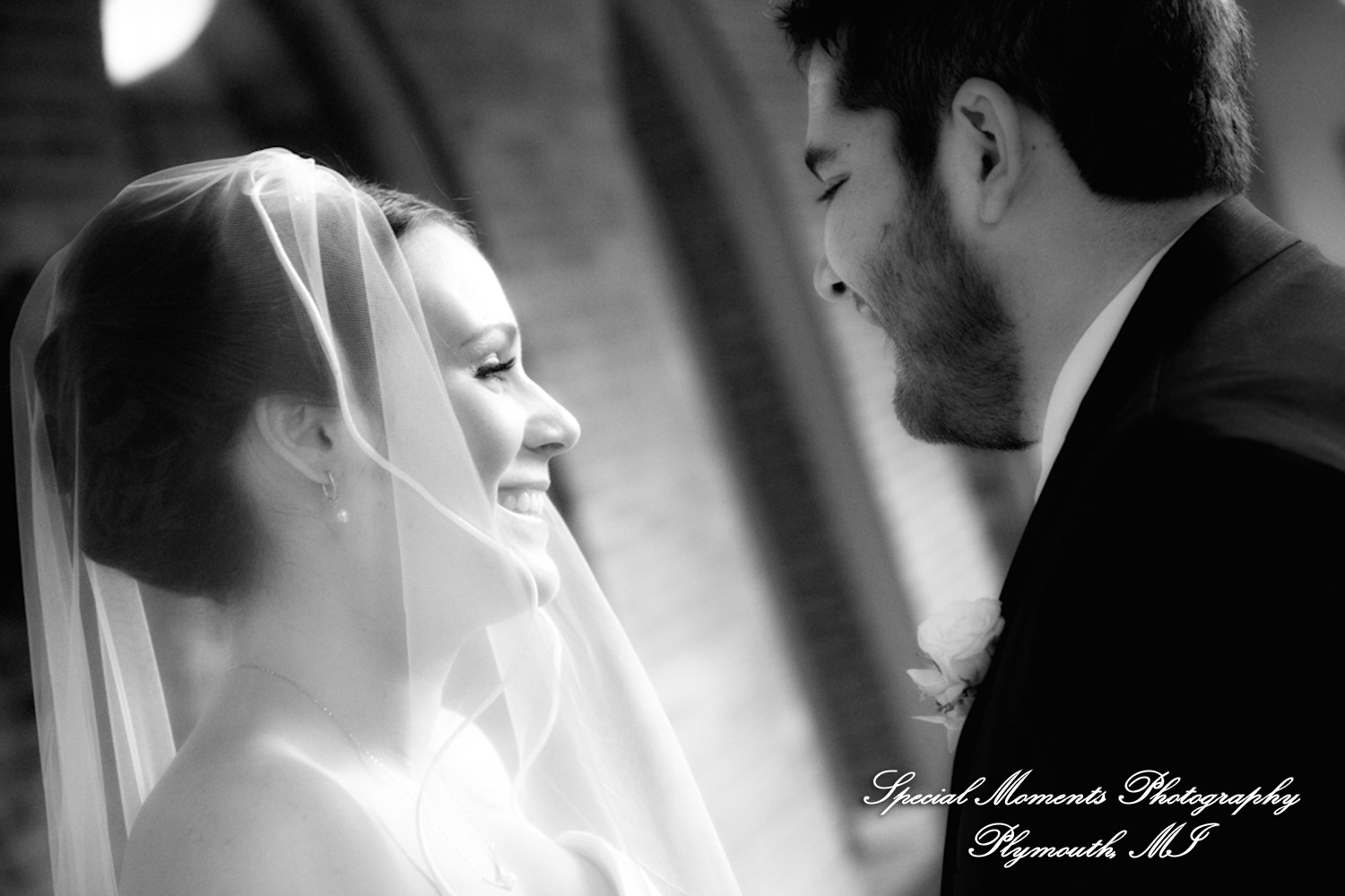 Melissa & Mike at Ss. Mary & Joseph Chapel Plymouth MI wedding photograph