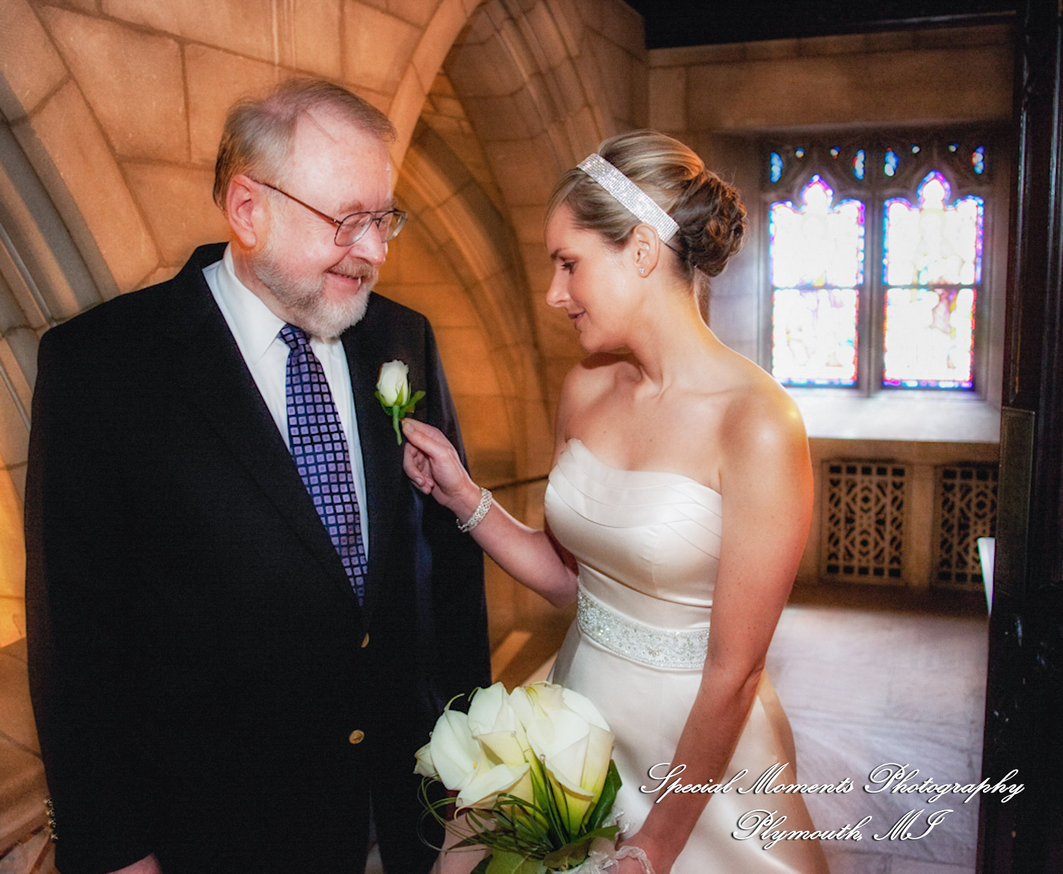 Erin & Patrick at Christ Church Grosse Pointe Grosse Pointe Farms MI wedding photograph