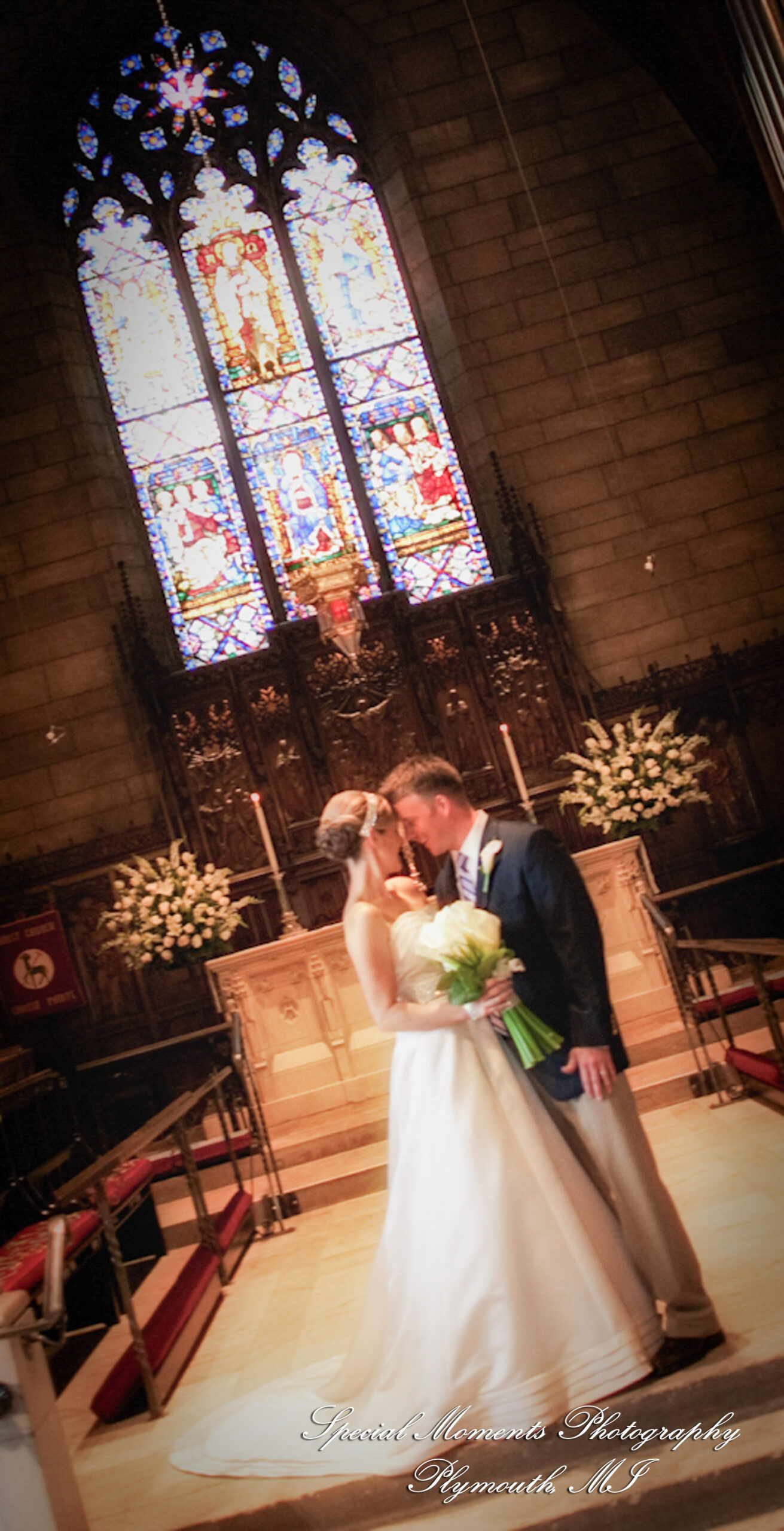 Erin & Patrick at Christ Church Grosse Pointe Grosse Pointe Farms MI wedding photograph