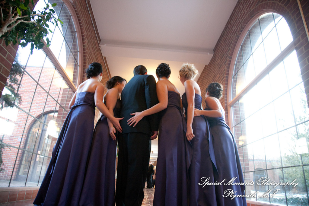 Melissa & Mike at Ss. Mary & Joseph Chapel Plymouth MI wedding photograph