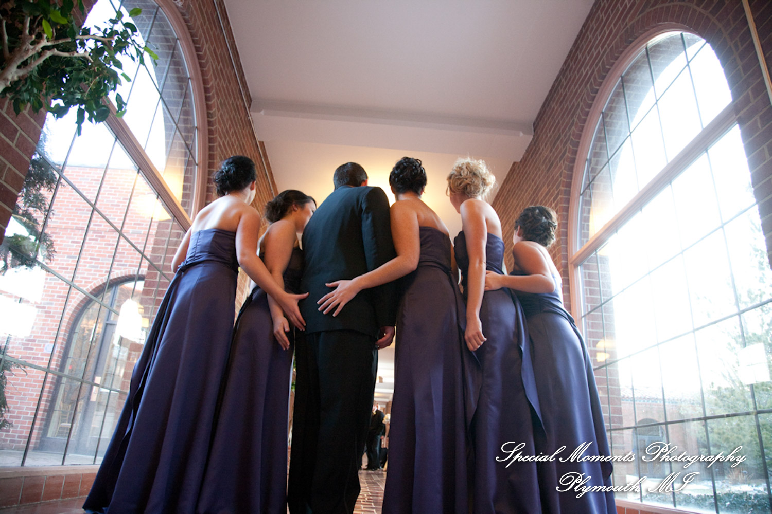 Melissa & Mike at Ss. Mary & Joseph Chapel Plymouth MI wedding photograph