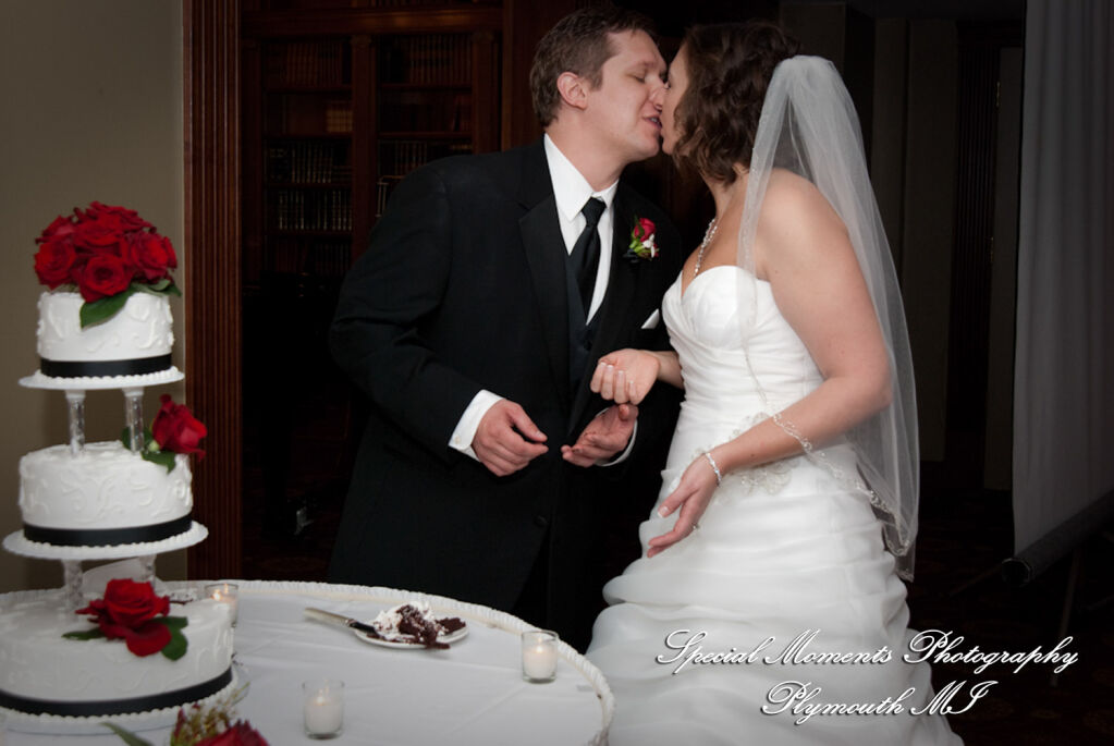 Jennifer & Ian at Glen Oaks Golf Course wedding photography