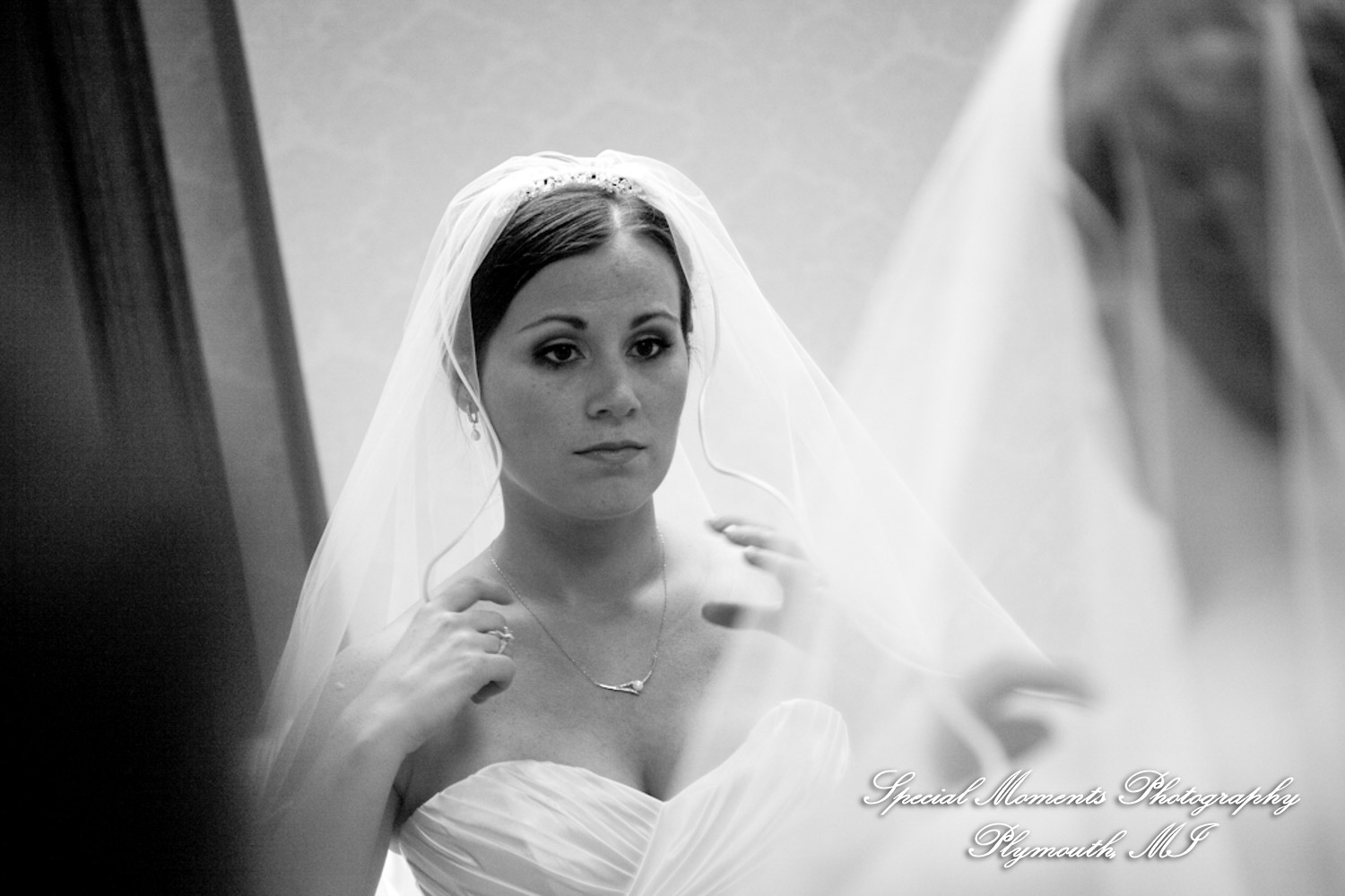 Melissa & Mike at Ss. Mary & Joseph Chapel Plymouth MI wedding photograph
