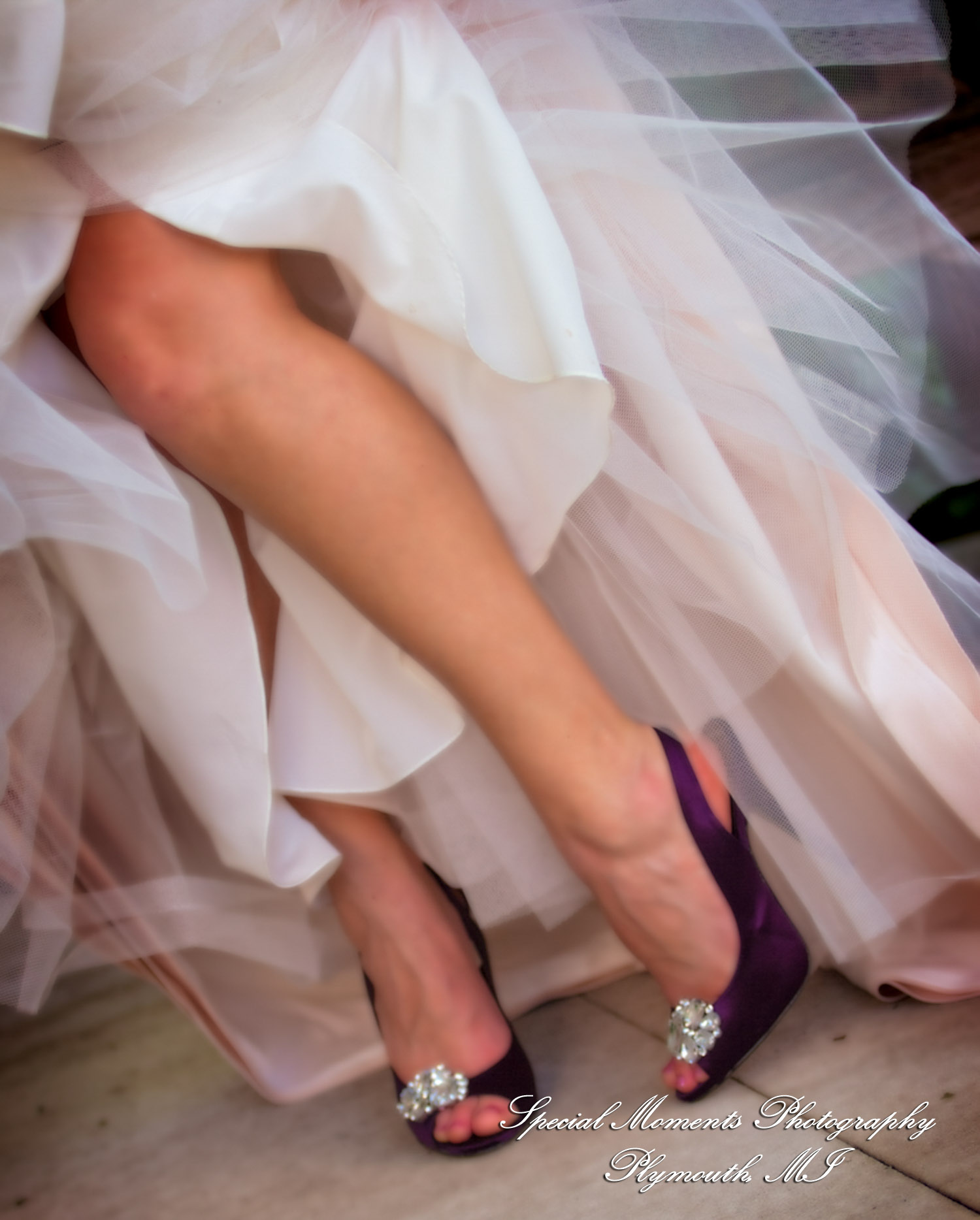 Erin & Patrick at Henry Ford Museum Dearborn MI wedding photograph