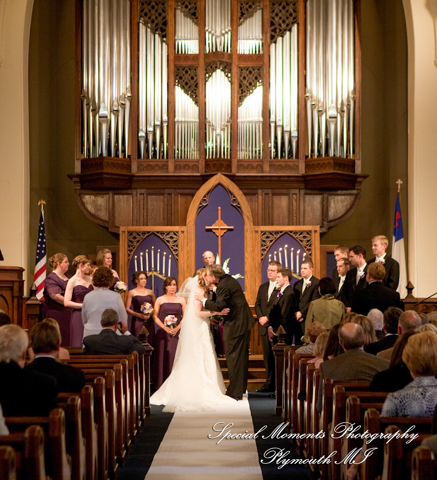 Sara & Rob at First Congregational Ann Arbor MI wedding photography