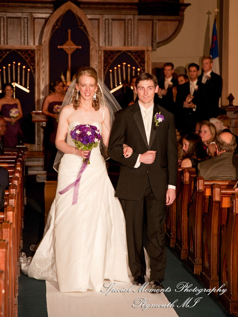 Sara & Rob at First Congregational Ann Arbor MI wedding photography