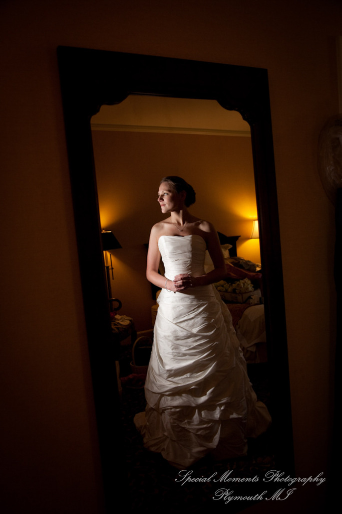 Dearborn Inn Dearborn MI wedding photograph